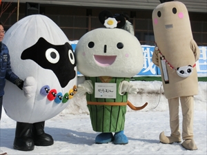 第33回　からむし織の里　雪まつり