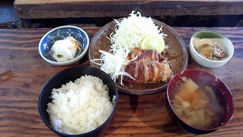 グルメ　奥会津　編み組細工　工芸品　スタッフ　行く　三島町　交流センター　山びこ　自然素材　伝統的　手作り　受賞　お気に入り　満足　笑顔　体験　